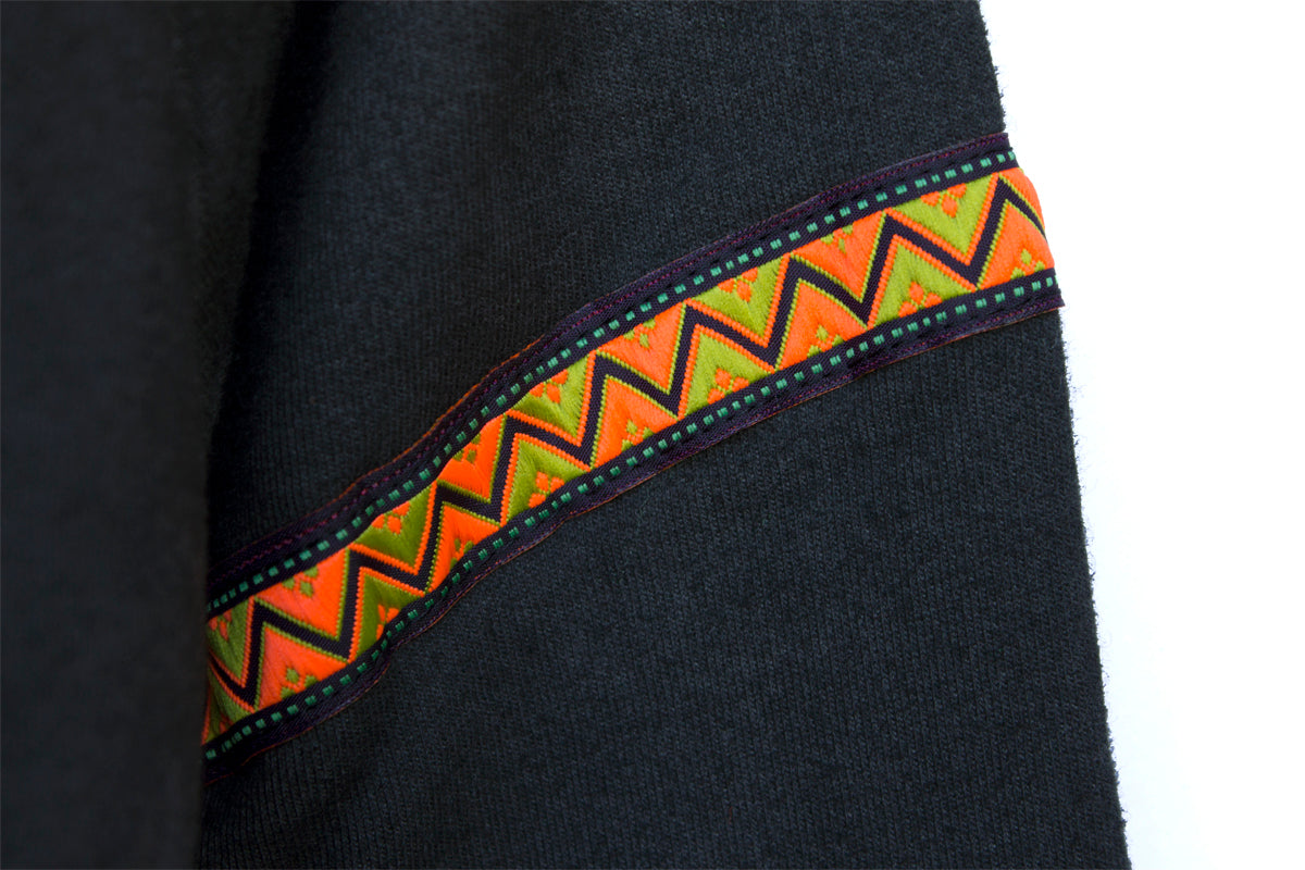 Sudadera-Indi-Antracita_Detalle-Zoom-1-1.jpg