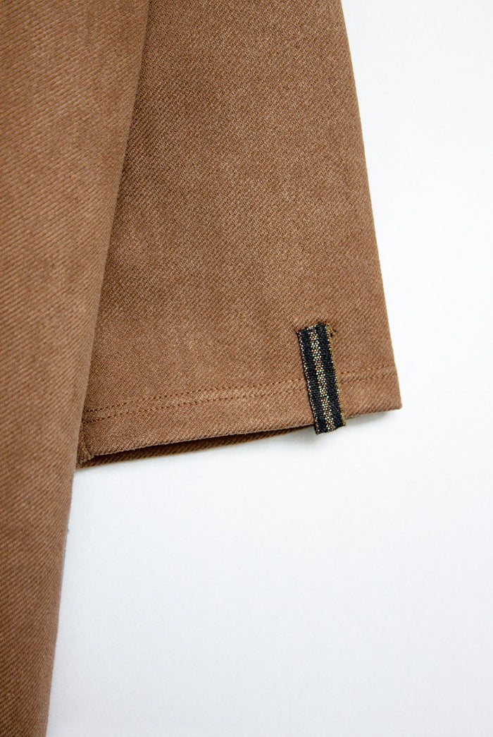 levita-camel-detalle