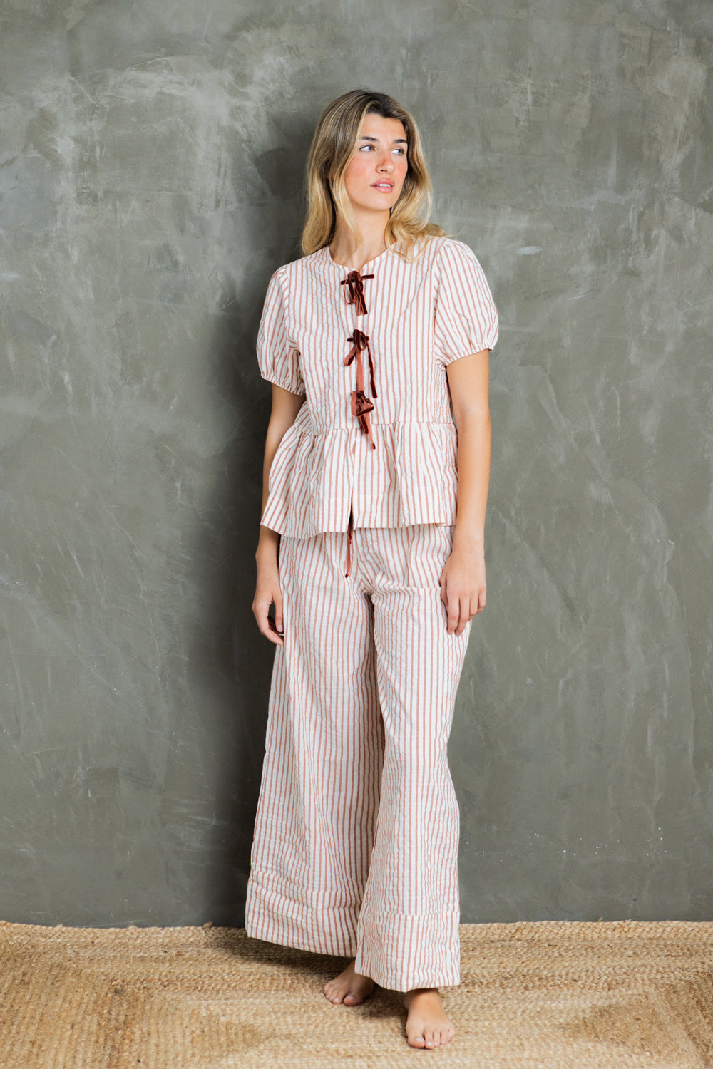 CC. LAURA SS ESTUDIO 009