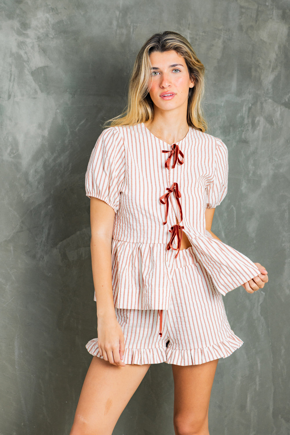 CC. LAURA SS ESTUDIO 039