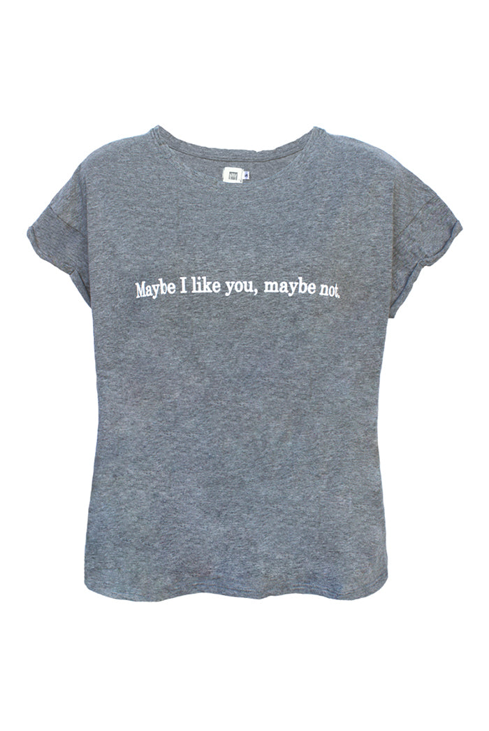 Camiseta-Maybe-Gris-1