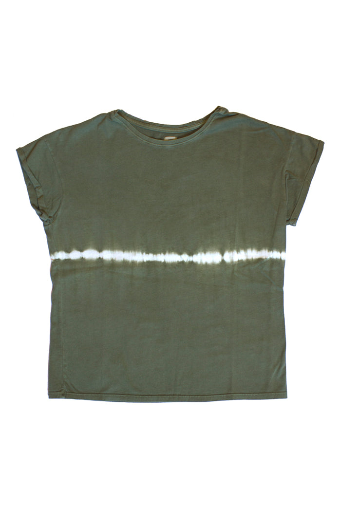 Camiseta-kaki-caja-tie-dye-pecho-1