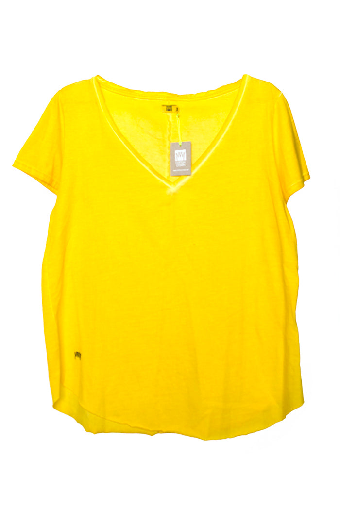 Camiseta-pico-acido-amarillo-1
