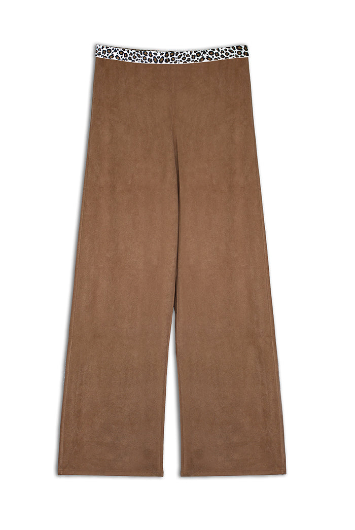 pantalón-trompet-camel-sombra_OK